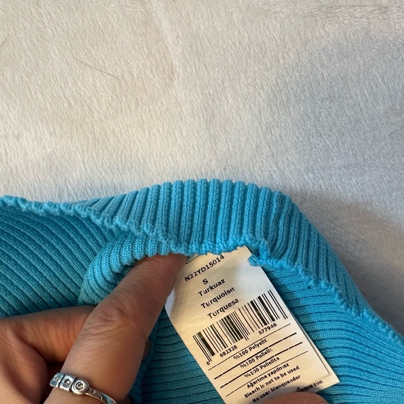 Blue Ribbed Halter Top - Picture 3 of 3